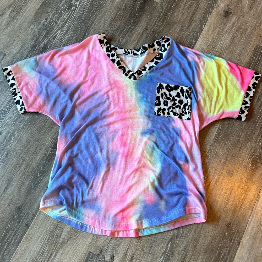 Tie Dye Leopard Print Tee